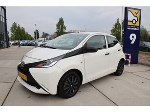 Toyota Aygo 1.0 VVT-i x-fun SPARCO Airco, 5drs, NL auto