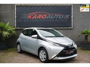 Toyota Aygo 1.0 VVT-i X-play 5D Led Airco Elek R N APK/Beurt