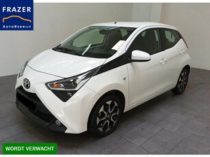 Toyota Aygo 1.0 VVT-i x-play CAR-PLAY RIJKLAAR (bj 2020)