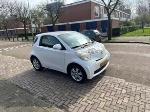 Toyota iQ 1.0 VVTi Comfort 1-eigenaar NAP Airco White