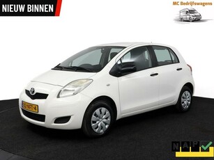 Toyota Yaris 1.0 VVTi Acces boekjes - 2 sleutels