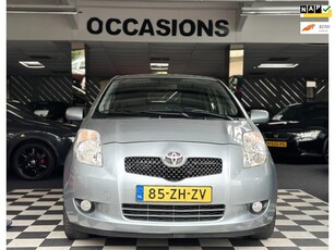 Toyota Yaris 1.3 Automaat Airco PDC Leer Spoiler NAP