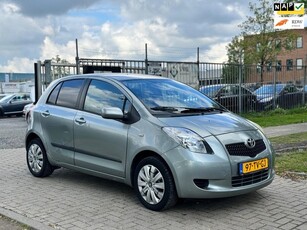 Toyota Yaris 1.3 VVTi Sol/INRUILKOOPJE RIJD SCHAKELT