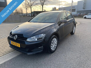 Volkswagen Golf 1.2 TSI Trendline/NL-auto/Navi/Clima./bj2017