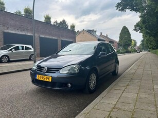 Volkswagen Golf 1.4 FSI Sportline