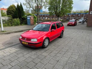 Volkswagen Golf 1.6-16V Trendline Cruise Variant ACC