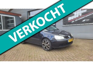 Volkswagen Golf 1.6 FSI Trendline Business