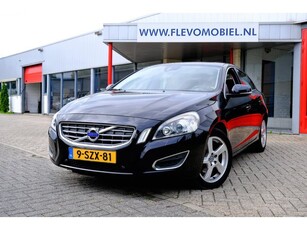 Volvo S60 1.6 D2 Summum XenonPanoLederClimaLMV