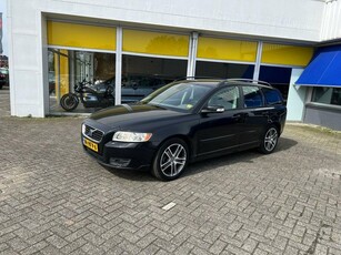 Volvo V50 1.8 Momentum! Luxe! Apk! Netjes!