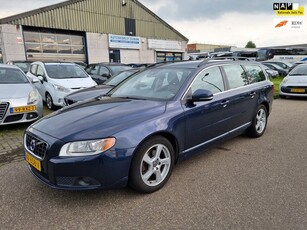 Volvo V70 1.6 DRIVe Summum Xenon! Navi! Leder! Bj:2012