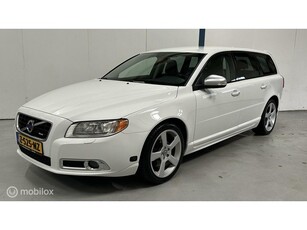 Volvo V70 2.5T R-Design AUTOMAAT / XENON