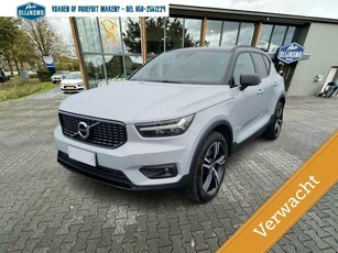 Volvo XC40 T4 PlugInHybrideR-DesignCameraNaviAlcantara