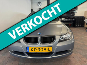 BMW 3-serie Touring 320i Executive / NIEUWE APK