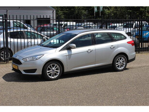 Ford Focus Wagon 1.5 TDCI Navigatie, Airco!