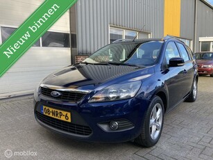 Ford Focus Wagon 1.6 Comfort NETTE AUTO! TREKHAAK!