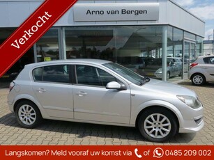 Opel Astra 1.6 Elegance, clima, cruisecontrol, trekhaak afneembaar, hele nette auto afkomstig van 2e eigenaar !