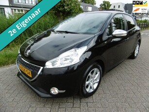 Peugeot 208 1.2 VTi 82pk Style 5-deurs Navi Airco 2e eig