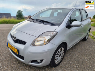 Toyota Yaris 1.3 VVTi Aspiration/2 e eigenaar/airco ijs/zeer nette auto/lage km 149000 nap /inruilen mogelijk!!!