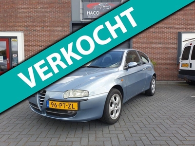 Alfa Romeo 147 1.6 T.Spark Trofeo AIRCO / NAV