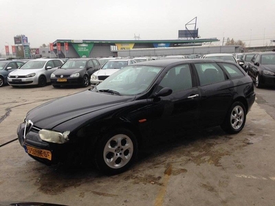 Alfa Romeo 156 1.6-16V T.Spark (2000)