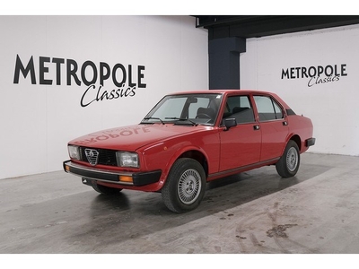 Alfa Romeo Alfetta 2.0 Carburateur. 1979. Airconditioning.