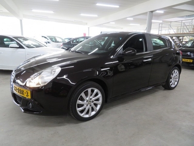 Alfa Romeo Giulietta 1.4 T Distinctive Navi ECC (bj 2011)