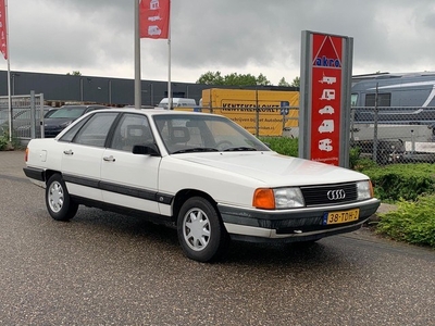 Audi 100 1.8