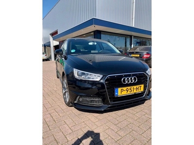 Audi A1 Sportback 1.0 TFSI S LINE