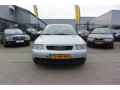 Audi A3 1.8 5V Attraction AUT/AIRCO/ELEKRMN/NAP AUTOMAAT