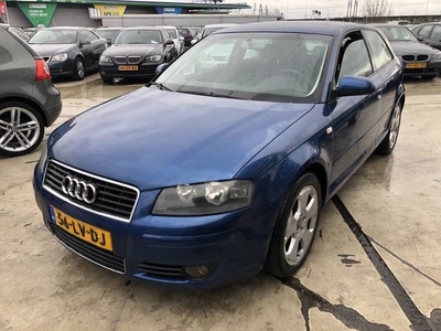 Audi A3 2.0 FSI 150 pk Ambiente (2003)