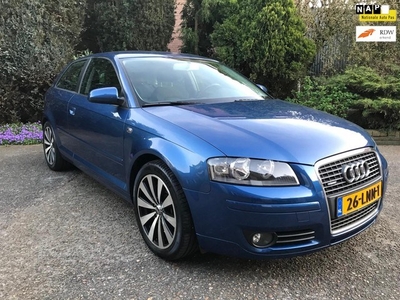 Audi A3 3.2 quattro Ambition Pro Line DSG, ECC, LM, Nette