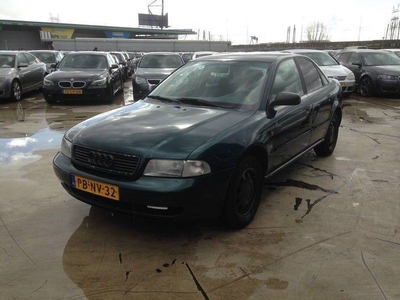 Audi A4 1.6 (1996)