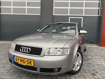 Audi A4 3.0 5V YOUNGTIMER AUT PDC