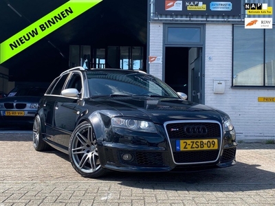 Audi RS4 avant 4.2 V8 RS 4 QuattroAPKSchuifdakYoungtimer