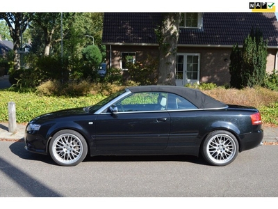 Audi S4 Cabriolet 4.2 V8 S4 quattro bose/leer/navi/pdc