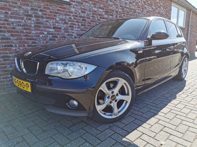 BMW 1 Serie 116i (bj 2005)