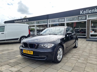 BMW 1-serie 116i Business Line, 5 Deurs, Clima, PDC