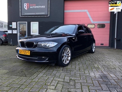 BMW 1-serie 116i Executive Airco Elk.ramen 5drs zeer nette