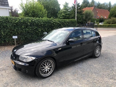 BMW 1-serie 116i High Executive M-PAKKET! NAVI!