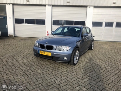 BMW 1-serie 116i High Executive Nieuwe APK