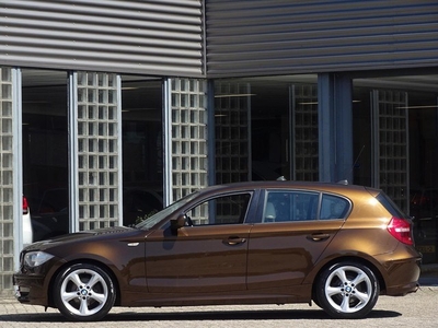 BMW 1-Serie 116i ULTIMATE EDITION XENON NAVI LEER