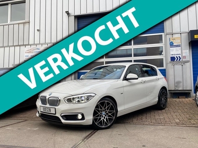 BMW 1-serie 116i Urban Edition / Sfeerverlichting /