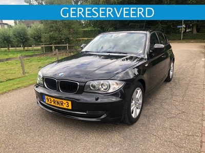 BMW 1-serie 118i !LEDER!!XENON! !NAVI! BOMVOL!!!