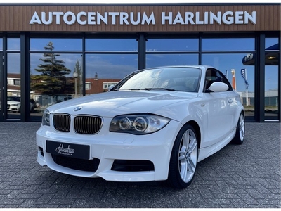 BMW 1-SERIE Coupe 135i I M-pakket I 306pk I Handbak I UNIEK