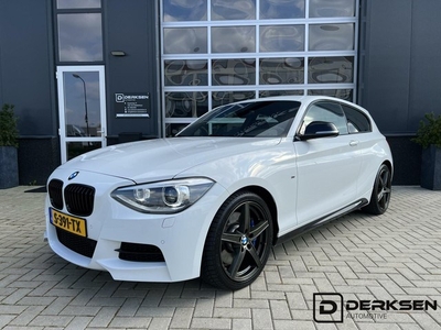 BMW 1-serie M135i xDrive Automaat High Executive Leder