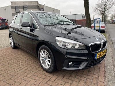 BMW 2 Serie Active Tourer 214d Essential Sport