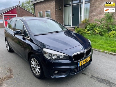 BMW 2-serie Active Tourer 218i Essential KLIMAAT NAVI