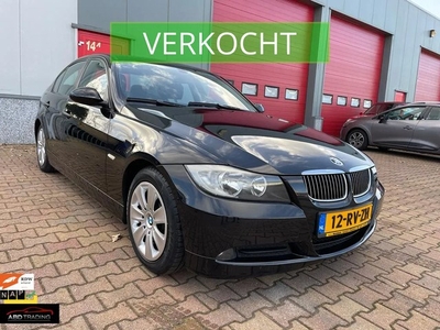 BMW 3-serie 318i Executive AIRCOCV-NAPYOUNGTIMERCRUISE