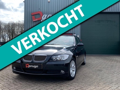 BMW 3-serie 318i High Executive