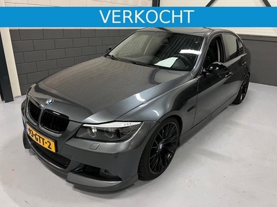 BMW 3-serie 320i Executive Verkocht